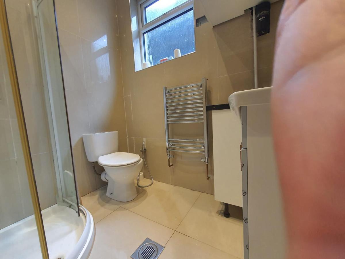 לונדון Private Room- Direct Travel Central/ Heathrow מראה חיצוני תמונה