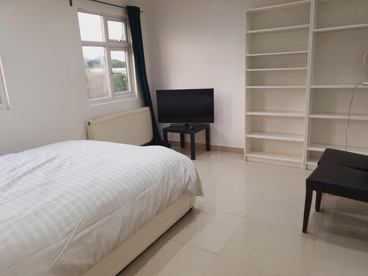לונדון Private Room- Direct Travel Central/ Heathrow מראה חיצוני תמונה