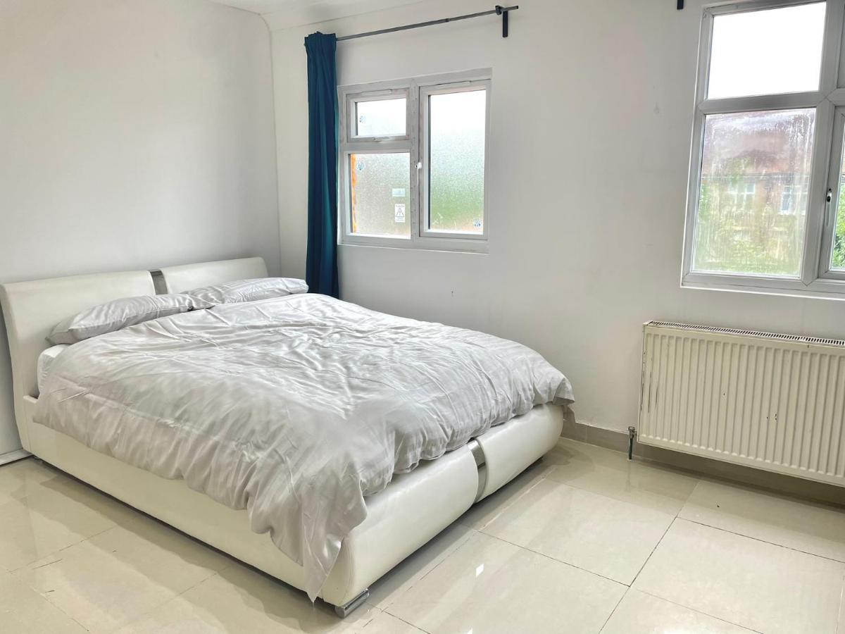 לונדון Private Room- Direct Travel Central/ Heathrow מראה חיצוני תמונה
