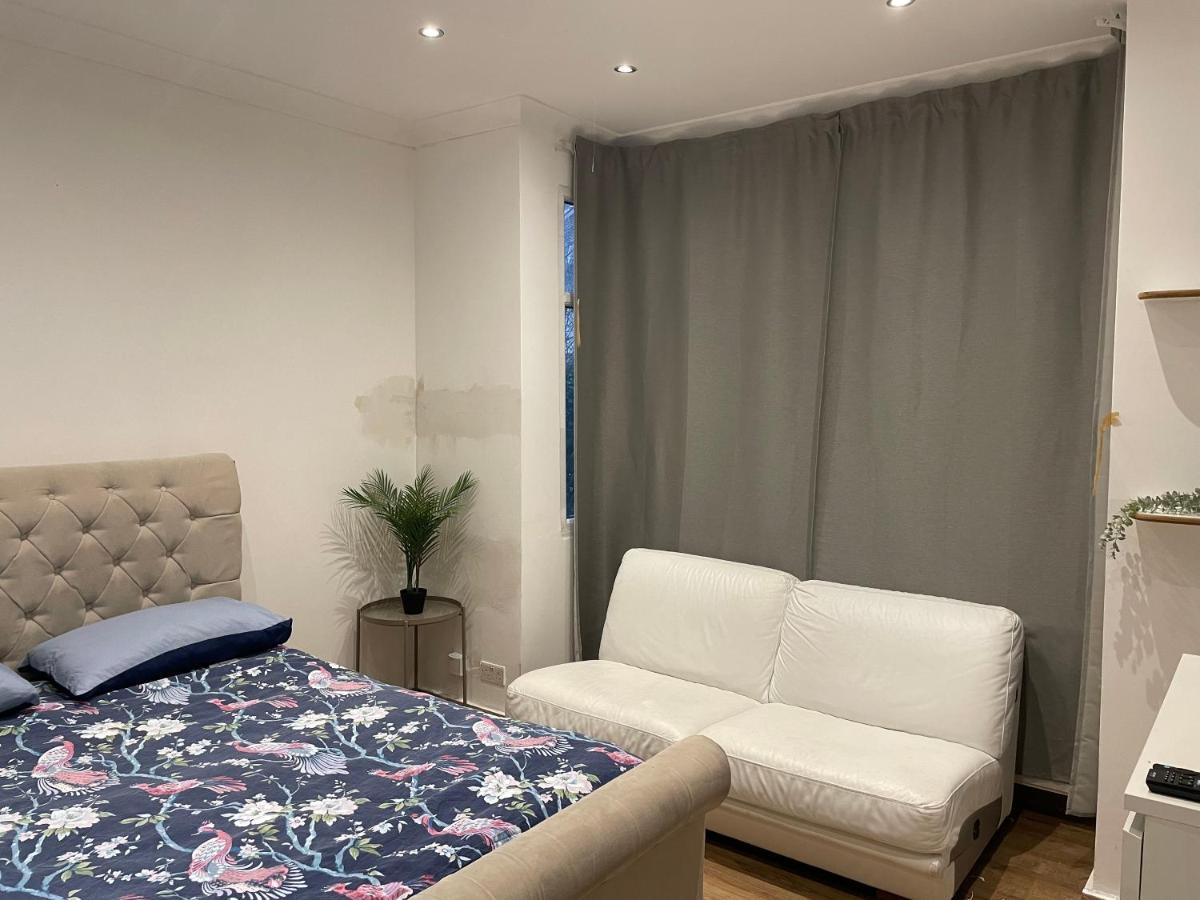 לונדון Private Room- Direct Travel Central/ Heathrow מראה חיצוני תמונה